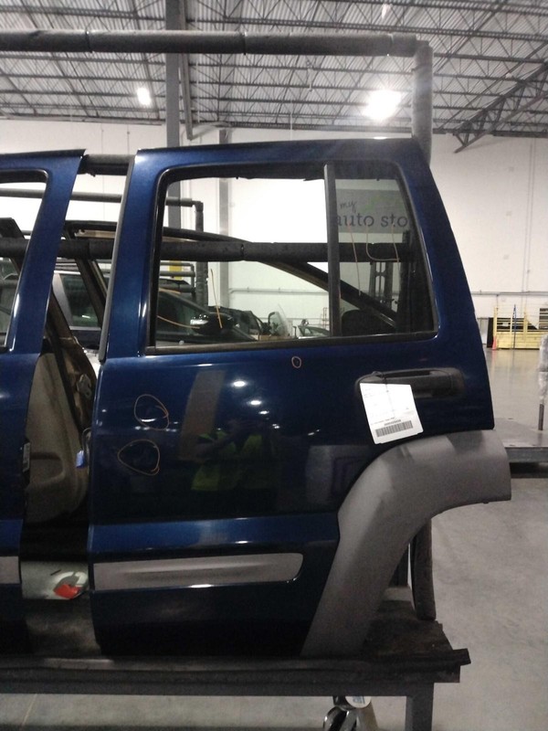 2002 Jeep Liberty Left Rear Door Blue Manual Window Regulator Dents 89K Miles
