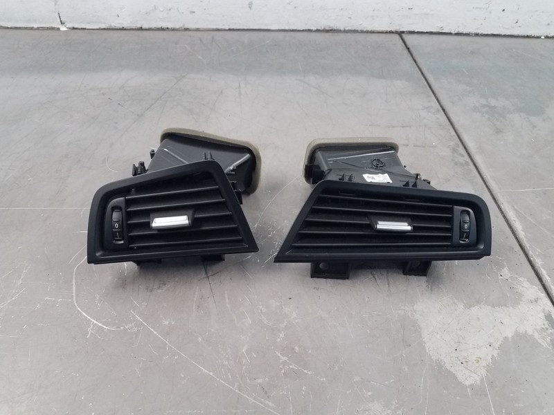 2014 BMW M5 F10 Dash Outer Air Vents #4146 B4