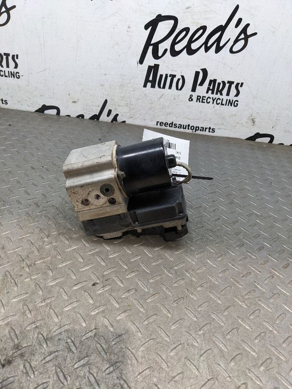 Anti-Lock Brake Part Assembly Fits 05 DODGE 2500 PICKUP 1178716