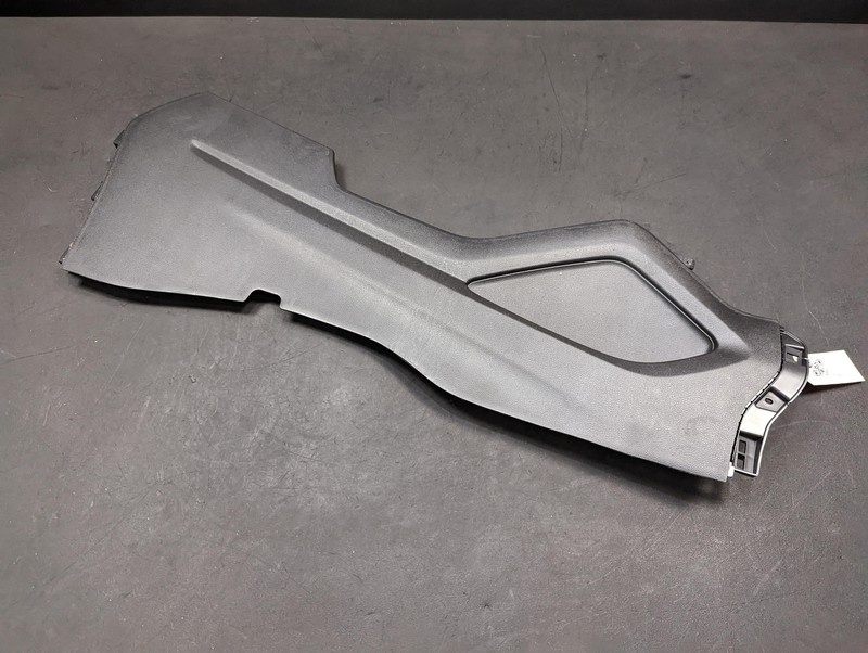 Center Console Right Trim Panel 2019 Hyundai Tucson 84612-D3000 2015-2018 2020