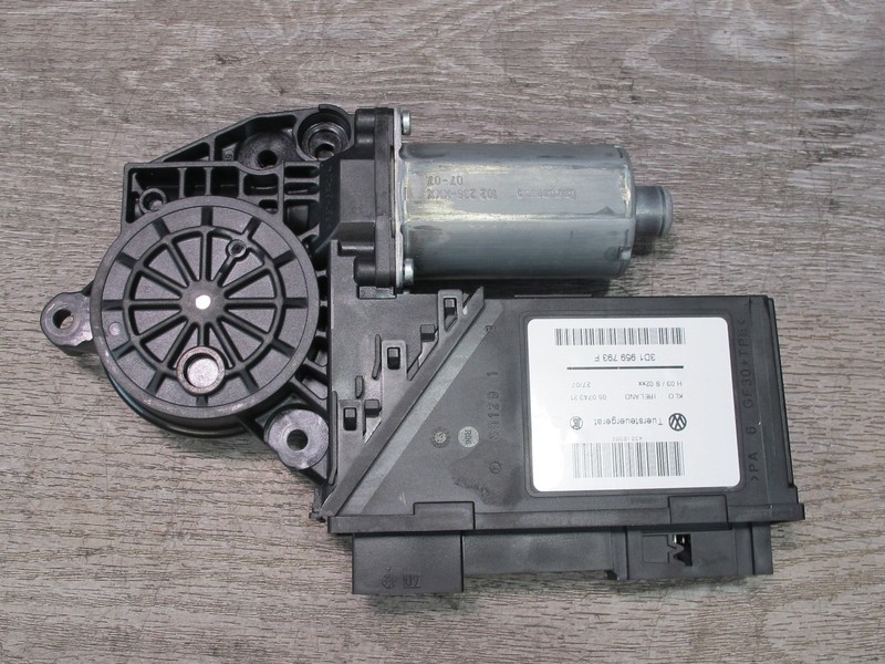 2008-2010 PORSCHE CAYENNE 957 FRONT LEFT DOOR WINDOW REGULATOR MOTOR 3D1959793F