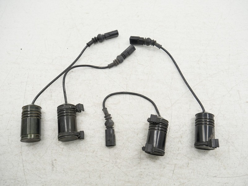Used Strut Set K&W Electronic Dampening ESC Module Set 2008-2014 Audi R8 OEM