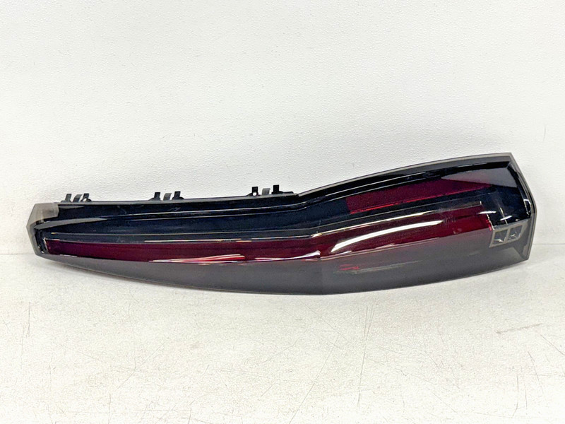 ⭐NICE! 2007-2014 CADILLAC ESCALADE ESV RIGHT SIDE LED TAILLIGHT TAILLAMP OEM
