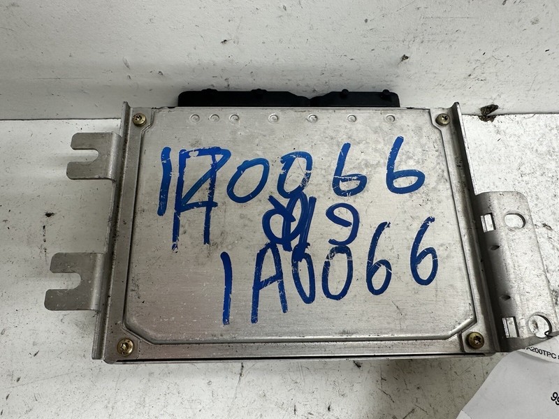 2003 Hyundai Elantra Fed Emission Engine Computer Control Module Ecu Ecm Pcu Pcm