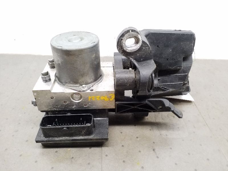 Anti-Lock Brake Part 207 Type Coupe E350 RWD Fits 11-12 MERCEDES E-CLASS 669037