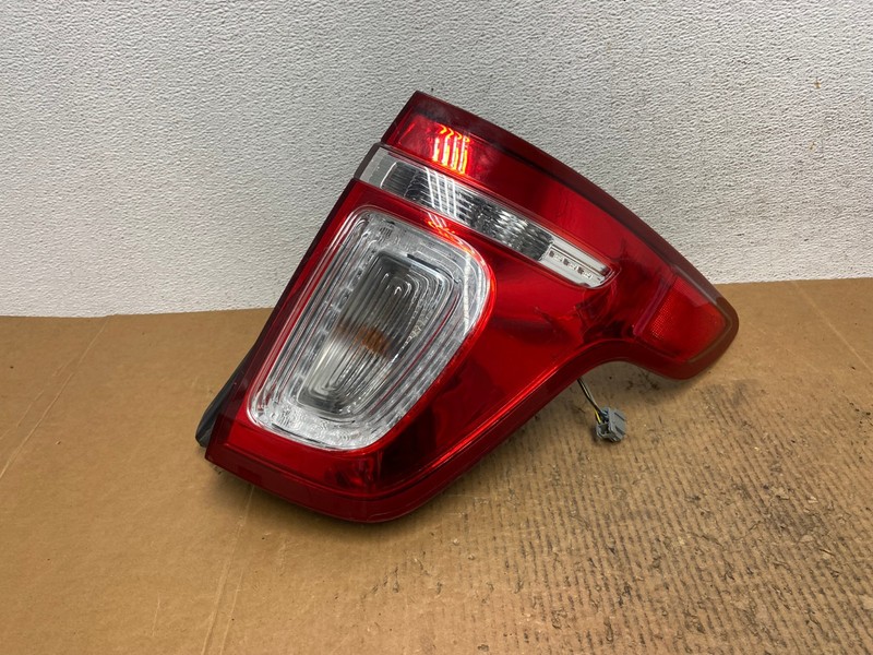 2011-2015 Ford Explorer Police Package Right Passenger Tail light AE1599 LK