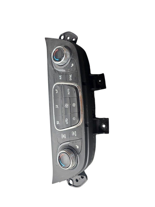 CHEVROLET EQUINOX DASH HVAC AC HEATER CLIMATE TEMPERATURE CONTROL OEM 2019-2023