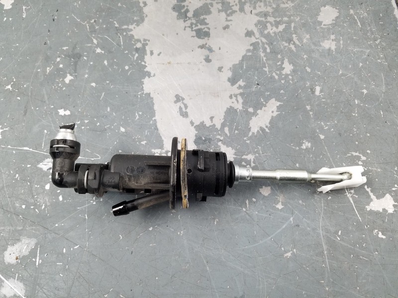 2022 Porsche 911 GT3 992 Clutch Master Cylinder #8401 G4
