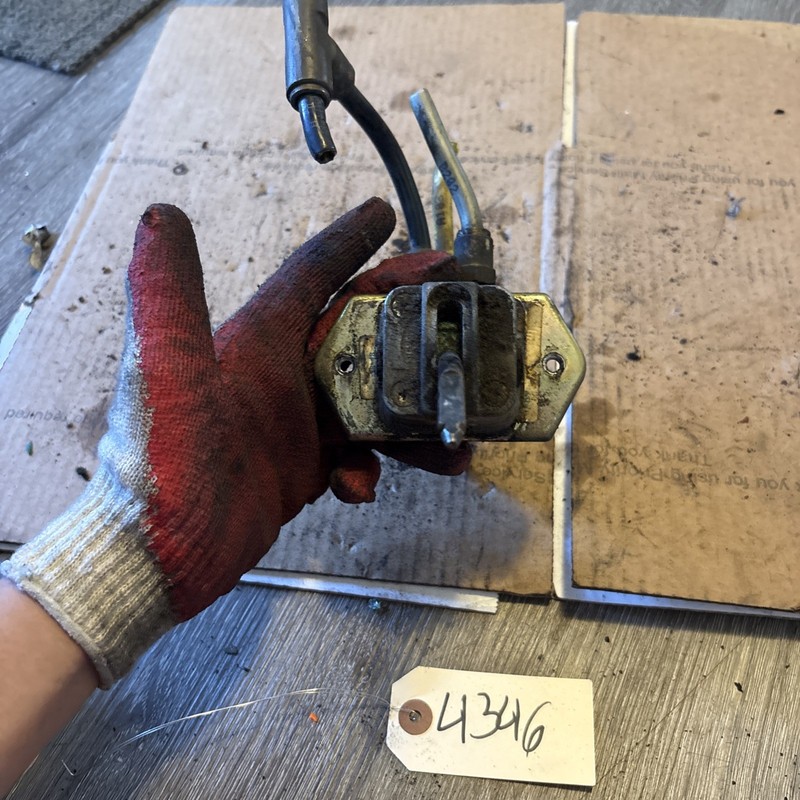 1VOLVO TRAILER BRAKE VALVE 8084629