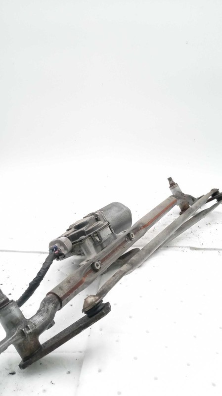 2016 Mitsubishi Outlander Wiper Motor OEM 8250B085 131K Mileage Black