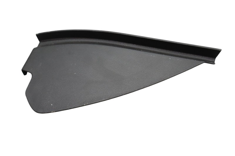 17-25 Alfa Romeo Giulia Right Passenger Side End Cap Trim Cover Panel Oem