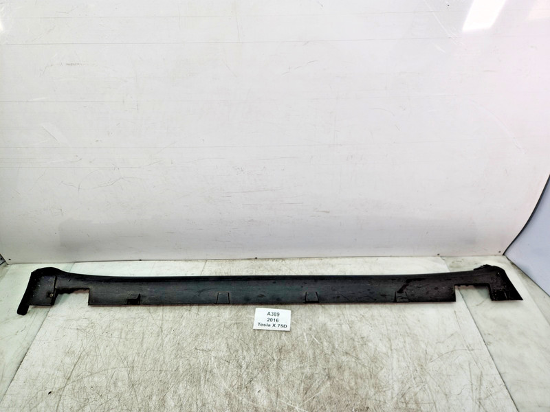 ✅2016-2020 OEM Tesla X Right Side Skirt Rocker Molding Panel Body Trim *