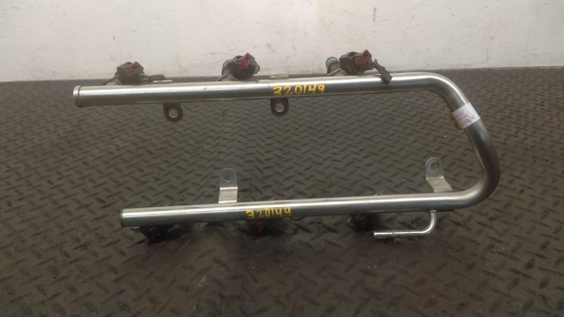 2007-2011 Dodge Nitro 4.0L V6 Fuel Injectors & Rail Assembly OEM 4593811AA