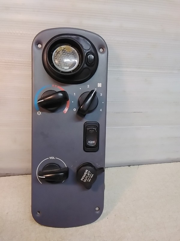 Freightliner Sleeper Control Panel 22-46623-0-8