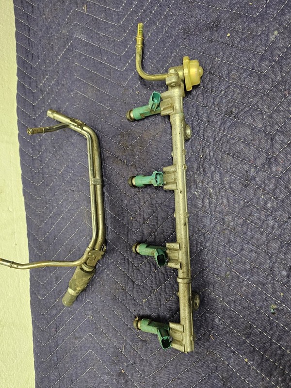 Honda Accord 2.4 Fuel Rail Line Hose Tube With Injectors