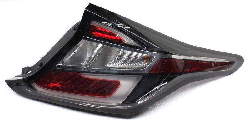 OEM Chevrolet Volt Outer Right Passenger Side Tail Lamp 23413609 - Lens Cracks