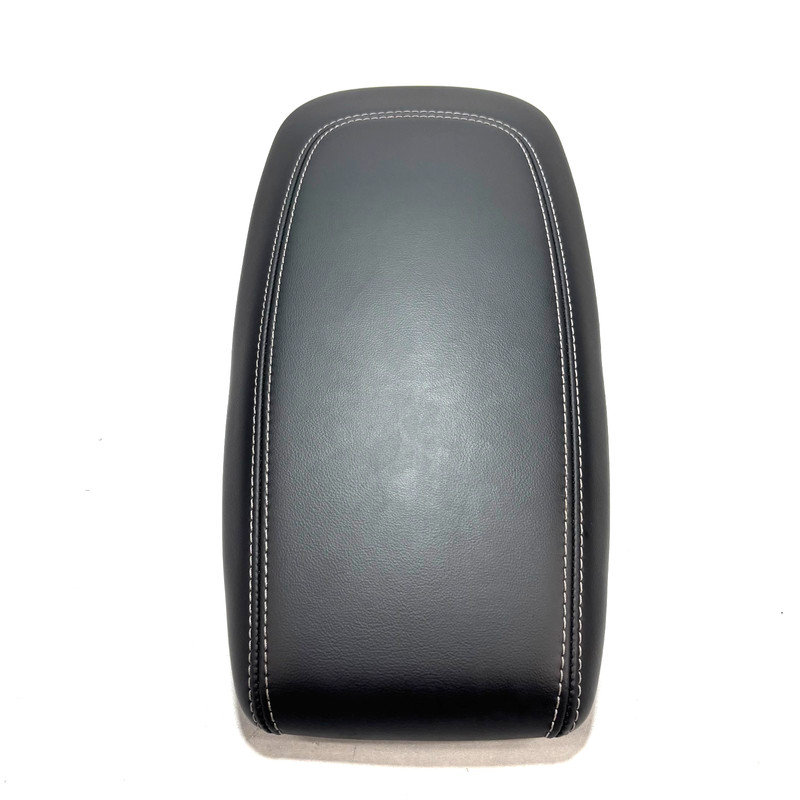 📌 2021 - 2025 FORD MUSTANG MACH-E ARMREST LJ8B-R045C74-AF37MC OEM