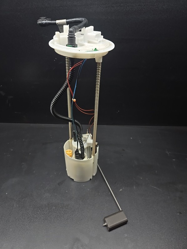 03-19 MASERATI GRANTURISMO QUATTROPORTE FUEL GAS PUMP SENDER ASSEMBLY OEM