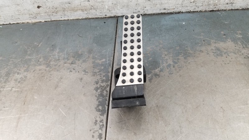 2011 Mercedes Benz AMG E 63 Accelerator Throttle Pedal #6599 P4