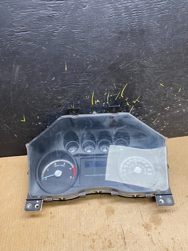 2013 Ford F250 F350 Speedometer Cluster Gauge OEM z7173 DG
