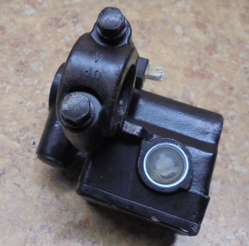 2015 Kawasaki Ninja EX300 EX 300 B Right Brake Lever Master Cylinder Reservoir