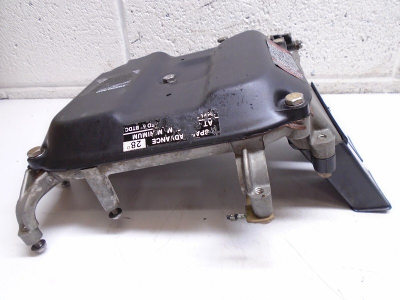 CB1 Evinrude Johnson V4 Air Silencer Base Cover Assembly 0329611 0325335 0322383