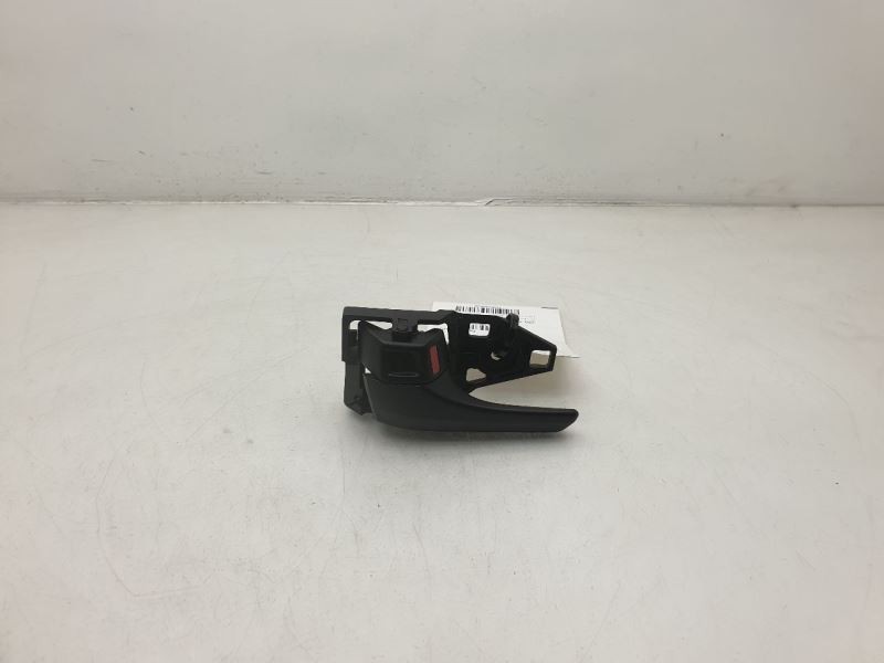 2018 TOYOTA HIGHLANDER DRIVER SIDE FRONT INTERIOR DOOR HANDLE