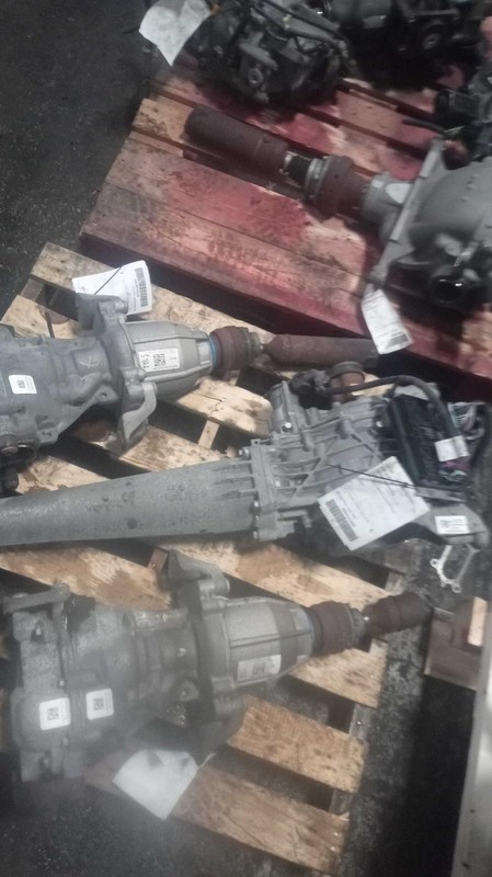 2021 Chevrolet Blazer 4WD Differential Carrier Assembly OEM 93K Miles