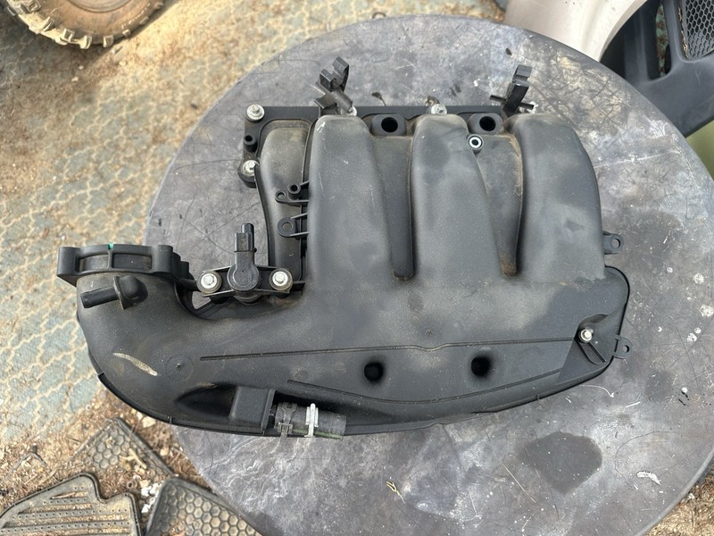 11-15 Ford Explorer 3.5 Nonturbo N/T Upper Oem Intake Manifold