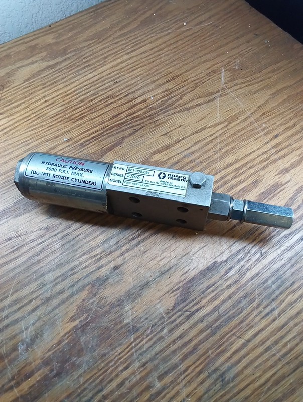 Graco Trabon HL-25 Pump Assembly 521-000-031 Ser. KI07A