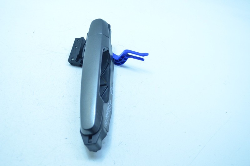 09-14 TOYOTA MATRIX REAR LEFT DRIVER SIDE DOOR HANDLE GRAY OEM