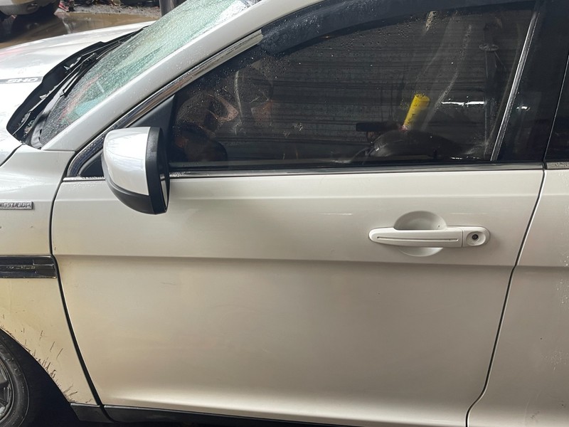 10-19 FORD TAURUS PASSENGER RIGHT REAR SIDE POWER DOOR WHITE PLATINUM PEARL UG