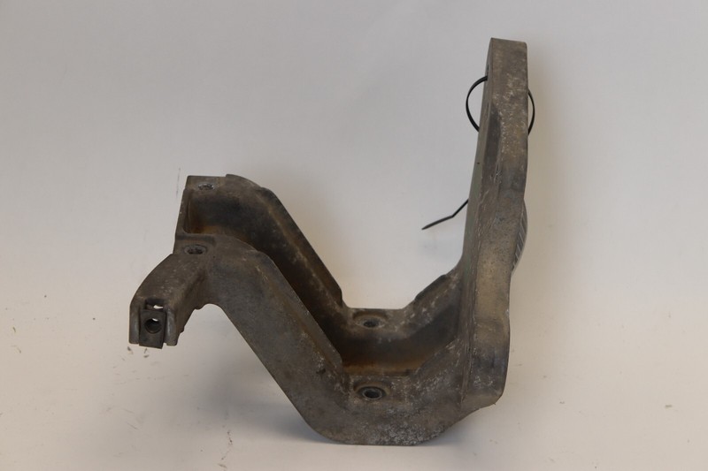 2013-2017 KENWORTH T680 PACCAR RIGHT AIR CLEANER BRACKET MOUNT D11-1503 OEM