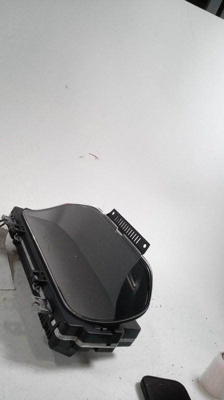 2022 VOLVO S60 Speedometer Gauge OEM White 16000 Miles Minor Scrapes