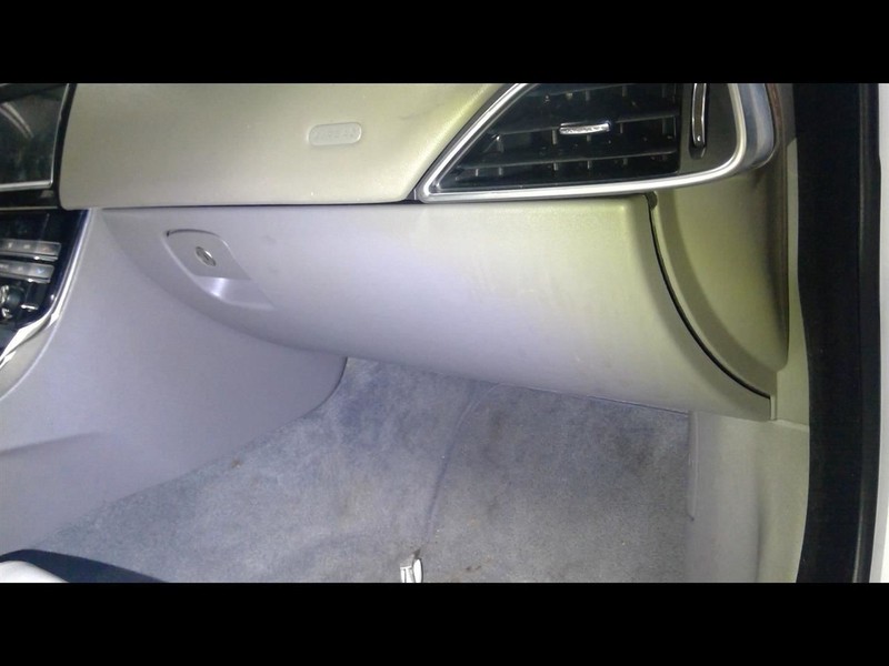 2017-2019 XE Glove Box 1633076