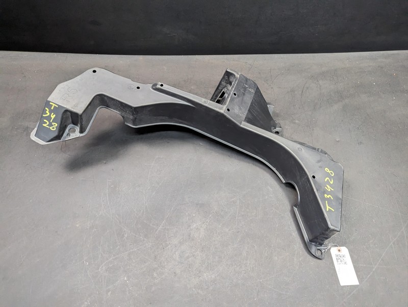 Rear Right Under Cover Splash Shield 57627-F4010 2021 Toyota C-HR 2018 - 2022