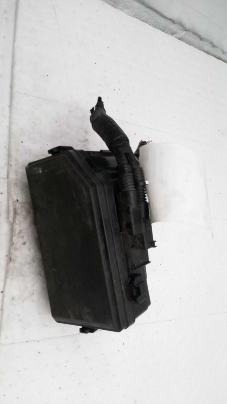 2019 Honda Ridgeline OEM Used Fuse Box 32100TJZA00, Silver, 52K Miles