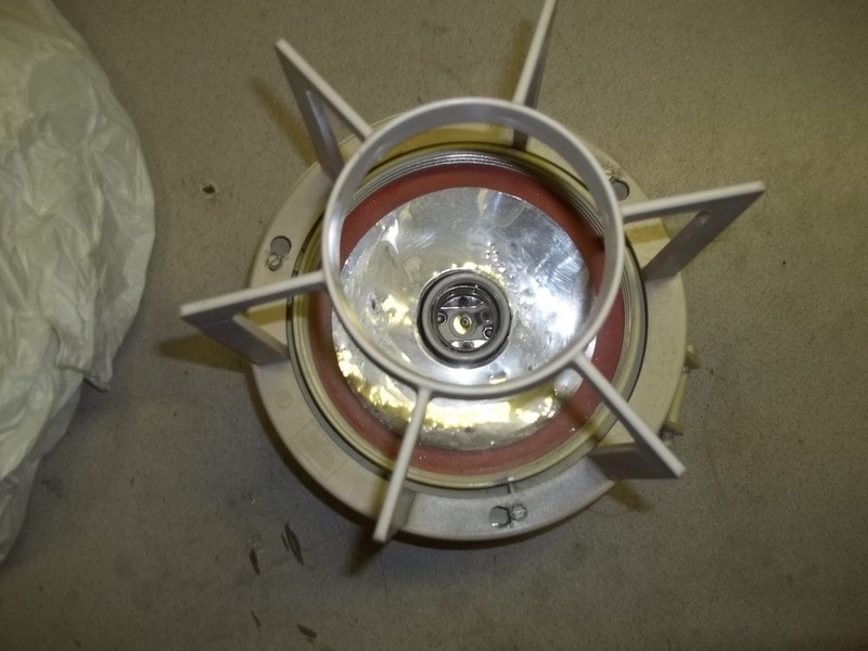 Wet Location Hazardous Light Thomas & Betts Phillips DHP17C04R-R5P-B3E