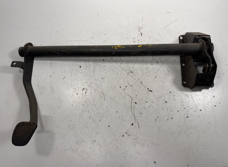 73-79 Honda Civic Brake Pedal Assembly 46500-634-672 OEM