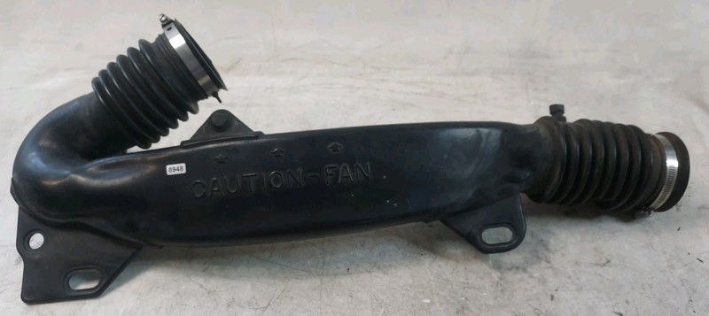 1999-2003 Chevrolet S10 2.2L Pickup Resonator Air Cleaner Tube 15014982 OEM