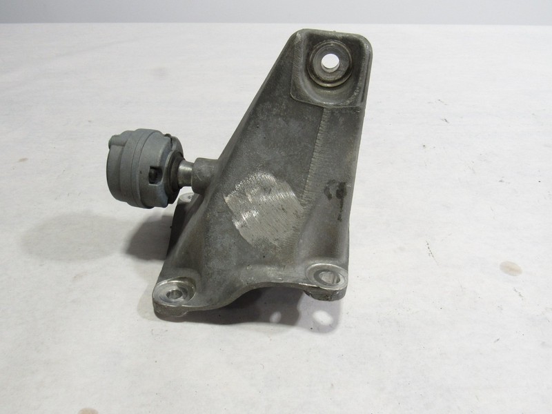 18-21 Aston Martin Vantage 2019 4.0L Right Transmission Mount Bracket :A