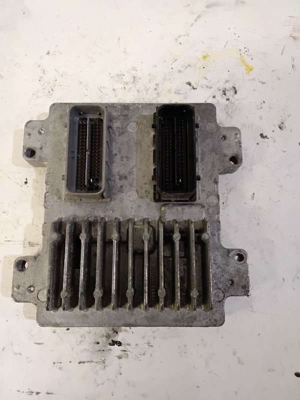 Engine ECM Electronic Control Module 2.4L Fits 07-12 MALIBU 3566165