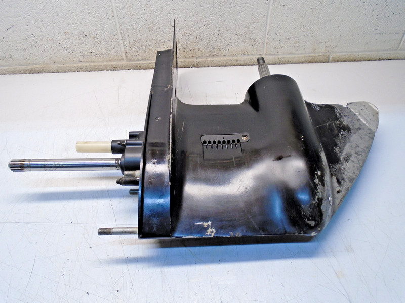 E Mercruiser Gen 1 Stern Drive Lower Unit Gearcase 623-5412 works w/ Pre Alpha