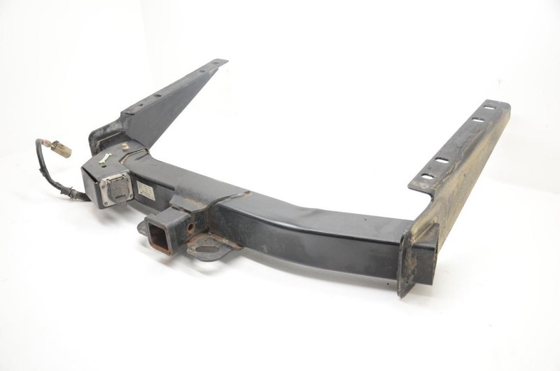 00-05 EXCURSION 6.8L 7 Pin Trailer Hitch