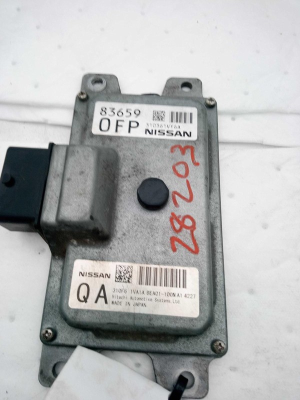 2014 Nissan Rogue Automatic Transmission Control Module OEM 310F61VA1A