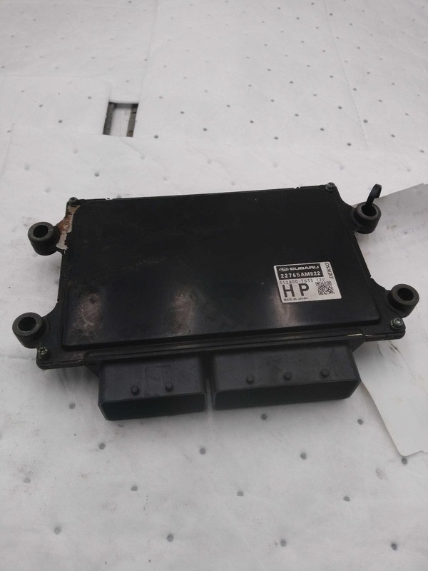 2019 Subaru XV Crosstrek Engine Control Module ECM Black OEM 22765AM821