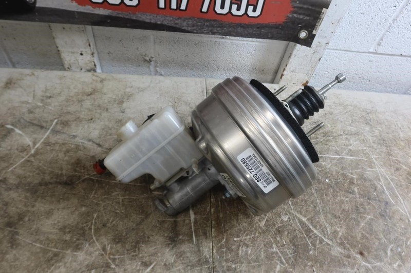 2018-2023 Jeep Wrangler JL 2 Door OEM Brake Booster w/ Master Cylinder 68432758