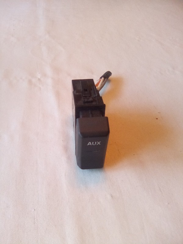 Volvo 22492545 Aux Switch W/Connector