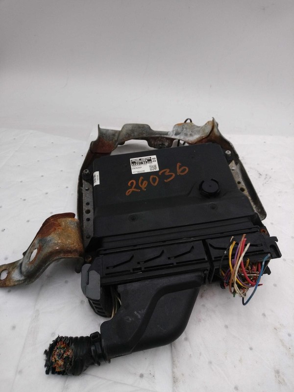 2011 Toyota Camry Engine Control Module ECM OEM 8966106J40 139k Miles Grey