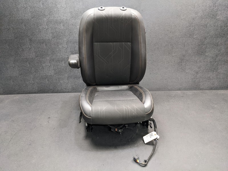 Front Left Driver Side Seat 2018 Chevrolet TRAX 2016 2017 2019 2020 2021 2022